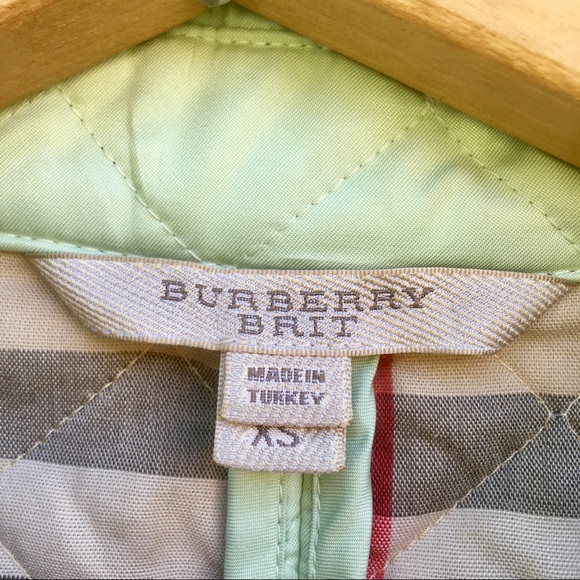 Burberry Mint Quilted Jacket - Picture 10 of 10